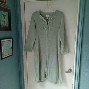 Alfred Dunner Green Embroidered Robe